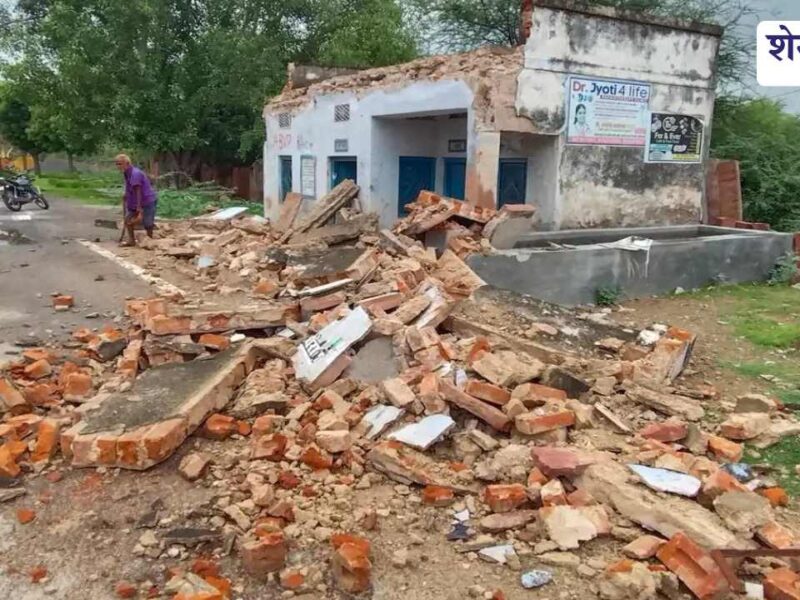 ट्रक की टक्कर से चुंगी नाका प्याऊ क्षतिग्रस्त